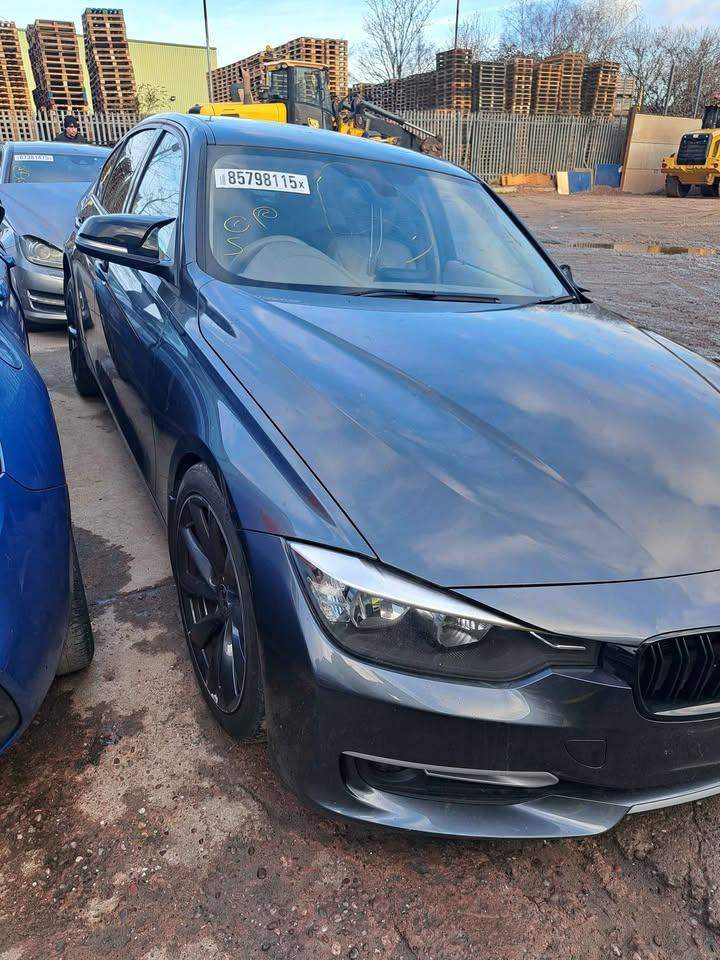 BMW 320D ED PRE LCI F30 BREAKING PARTS BONNET LIGHT WING DOOR MIRROR BOOT LID HEAD UNIT HUB