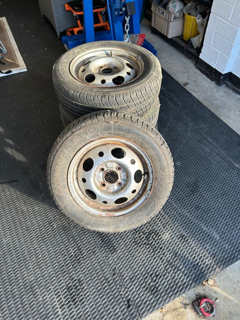 Ford Sierra 14inch steel wheels x4