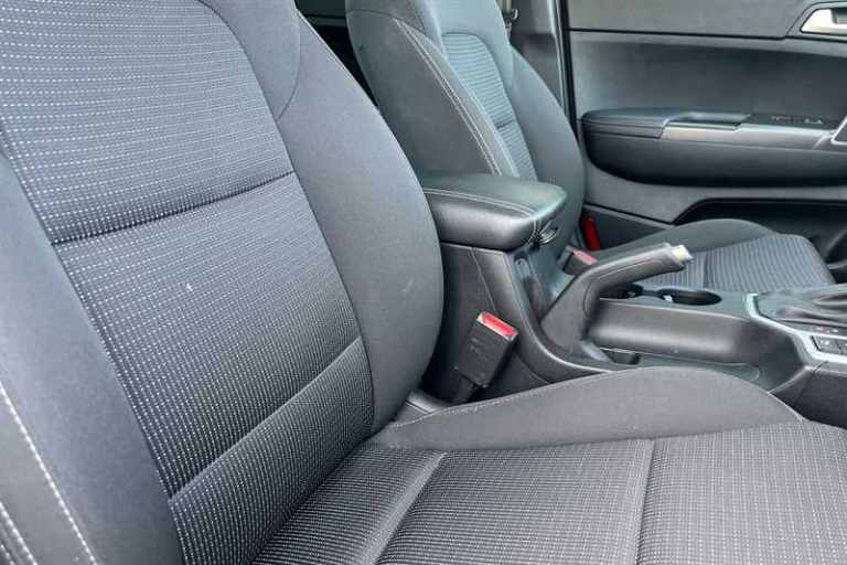 2018 Kia Sportage 1.7 CRDi ISG 2 5dr DCT Auto ESTATE DIESEL Automatic