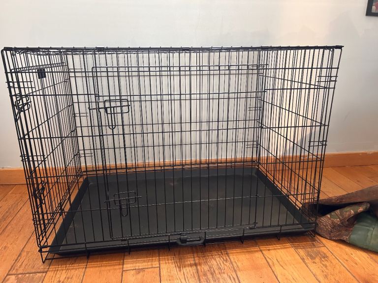 Metal large dog cage 43 inch like new