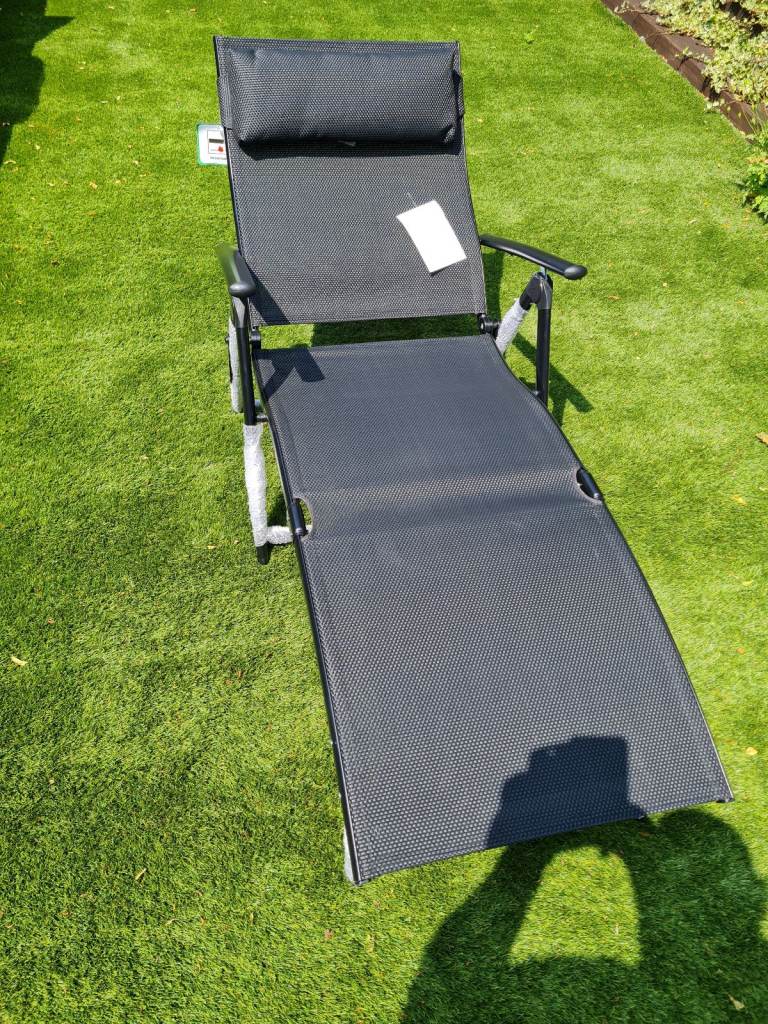 Black recliner sun lounger 