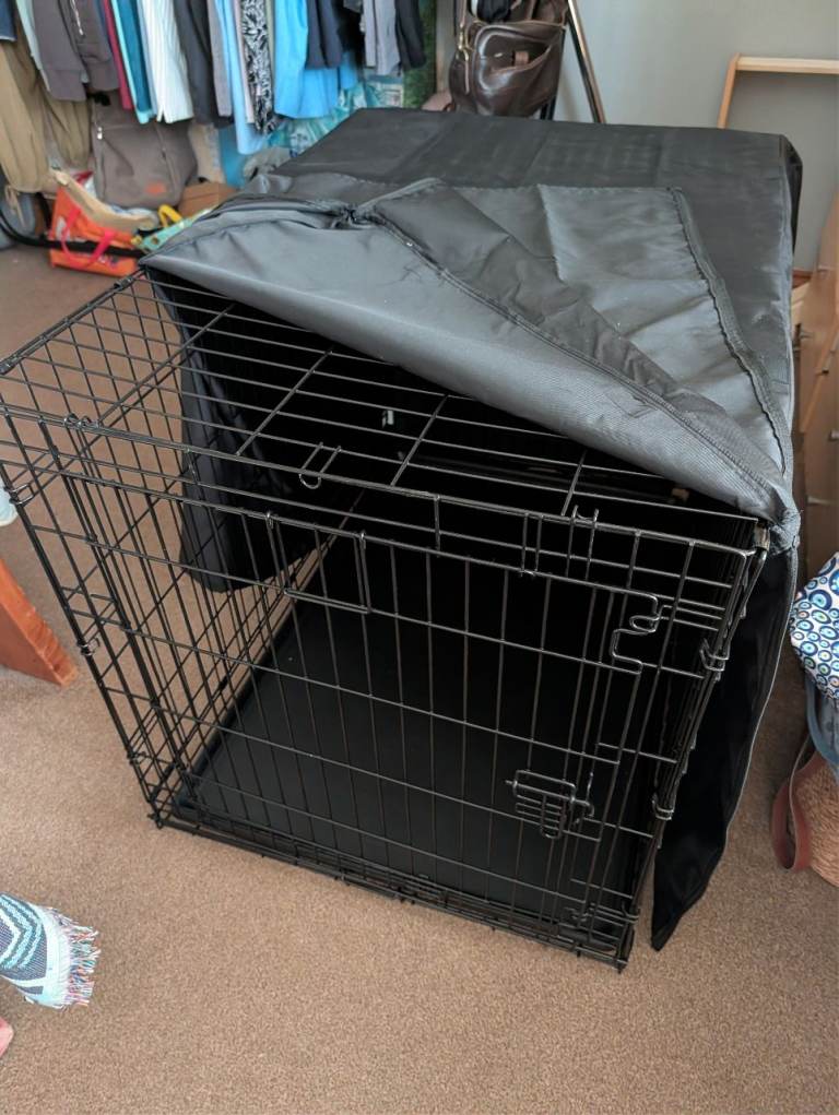 Large Dog crate with blackout cover