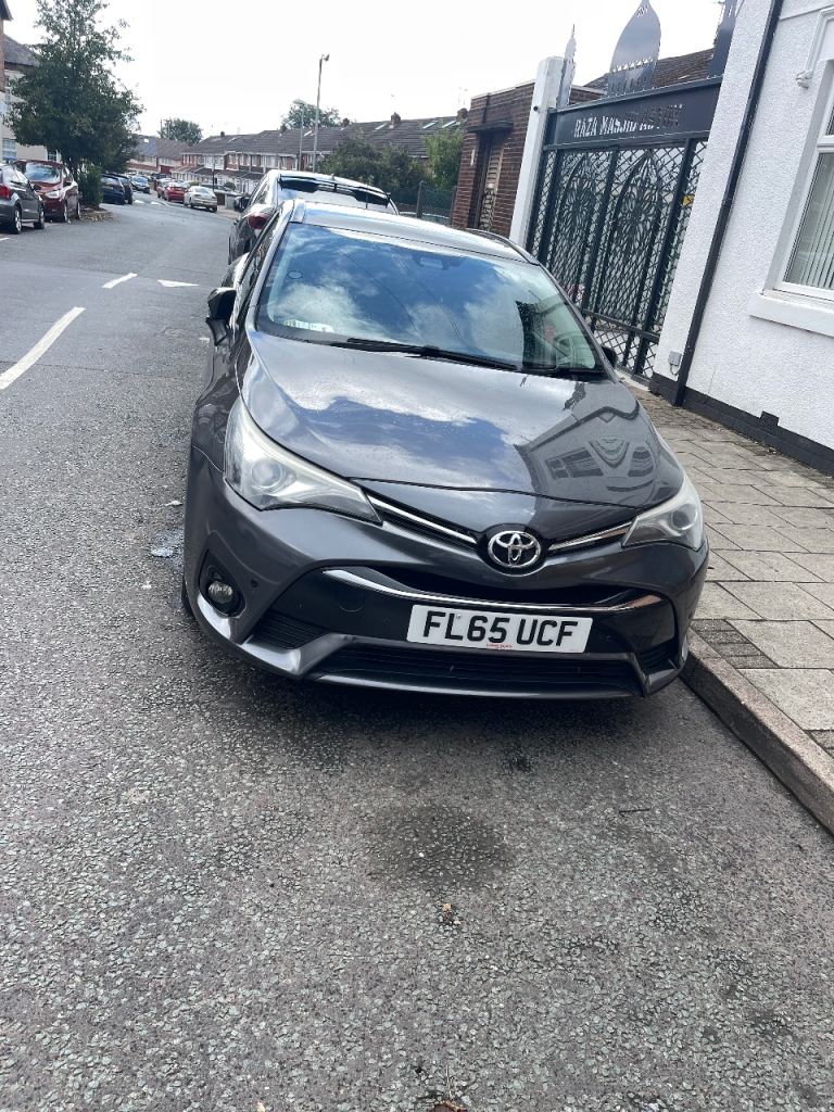 Toyota, AVENSIS, Estate, 2015, Manual, 1995 (cc), 5 doors