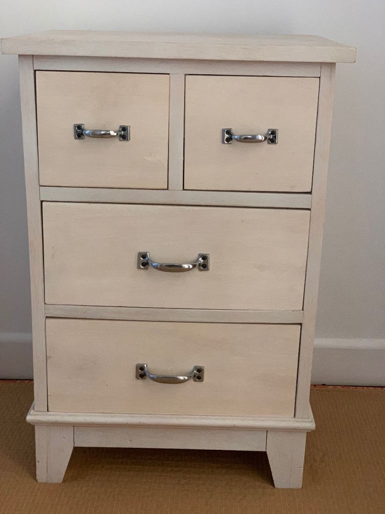 image for Chest of drawers