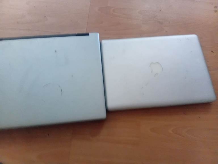 Laptops 