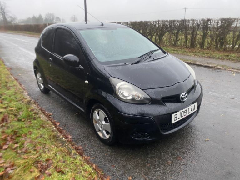Toyota, AYGO, Hatchback, 2009, Manual, 998 (cc), 3 doors