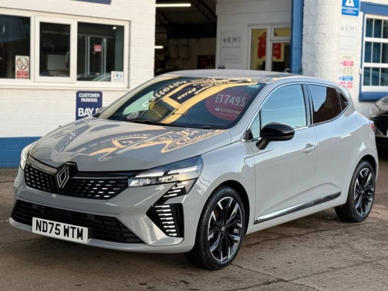 2025 Renault Clio 1.0 TCe techno Hatchback 5dr Petrol Manual Euro 6 (s/s) (90 ps) Hatchback Petro...