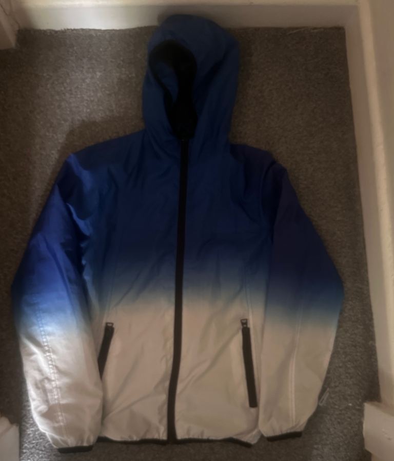 Blue & White Ombré Windbreaker 🌊