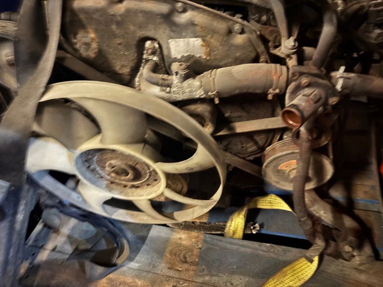 Ford transit mk6 2.4 engine 