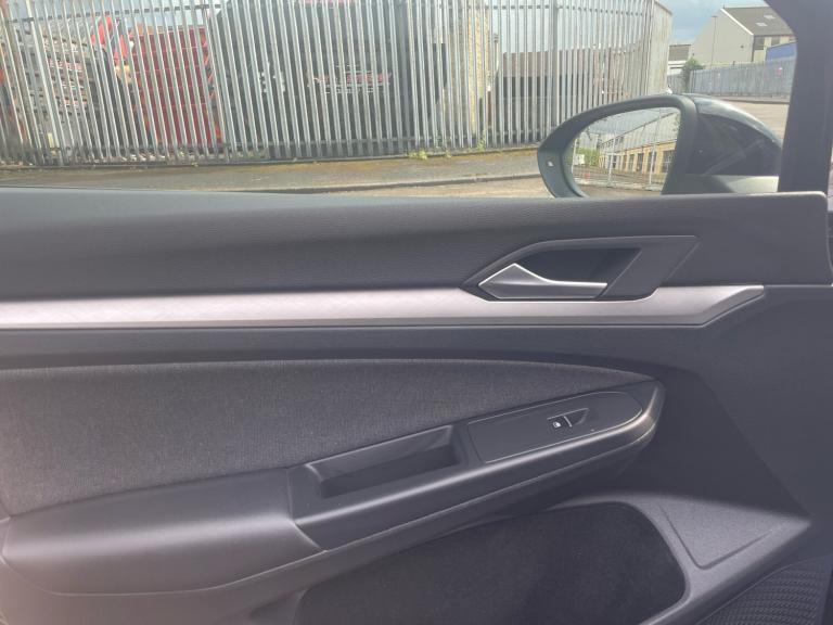 2023 Volkswagen Golf 1.5 Tsi Life Hatchback Petrol Manual