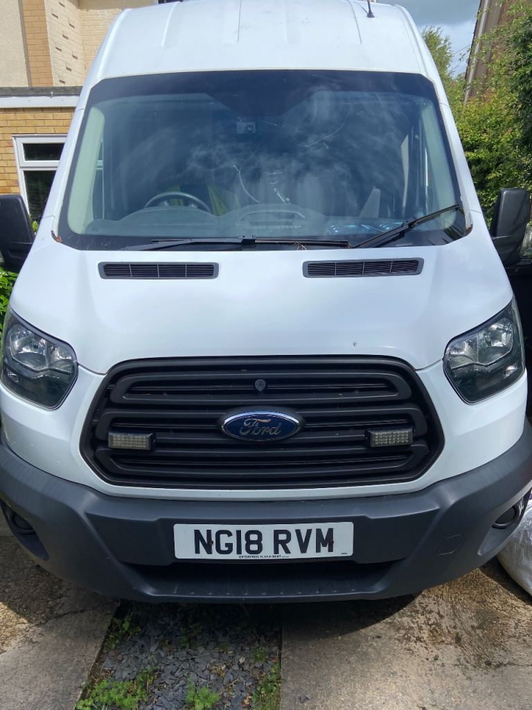 Camper van Ford, TRANSIT, Panel Van, 2018, Manual, 1996 (cc)
