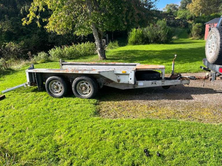 PLANT TRAILER