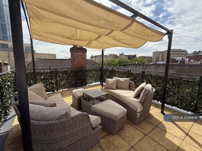 1 bedroom flat in Alliance House, Bristol, BS1 (1 bed) (#2548978)