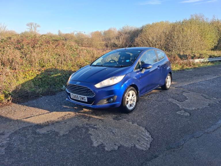 Ford, FIESTA, Hatchback, 2015, Manual, 1241 (cc), 3 doors