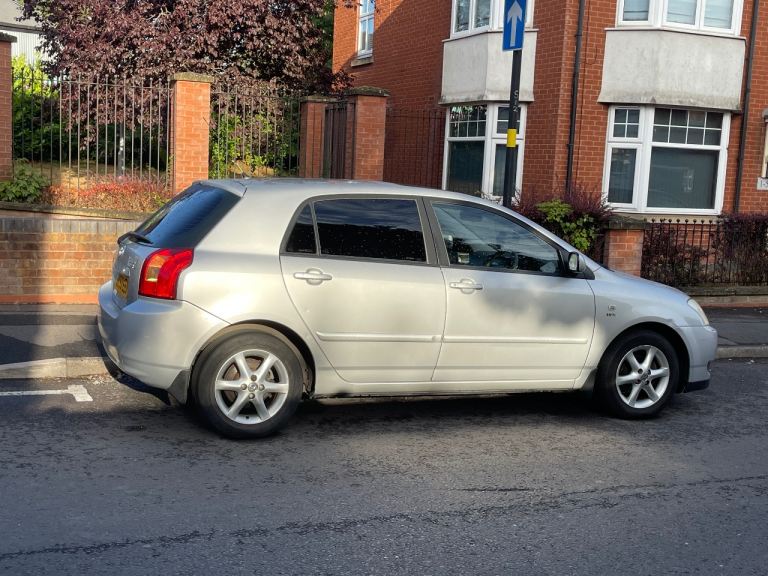 Toyota, COROLLA, Hatchback, 2004, Manual, 1398 (cc), 5 doors