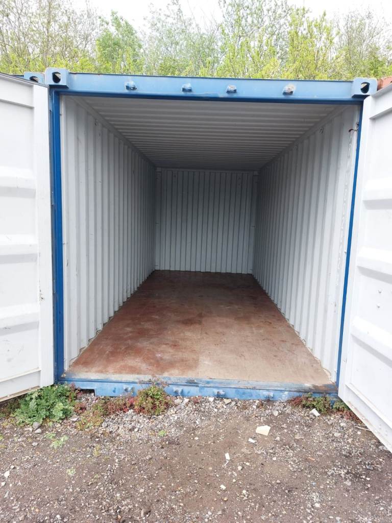 20ft containers to rent, 24/7 secured access