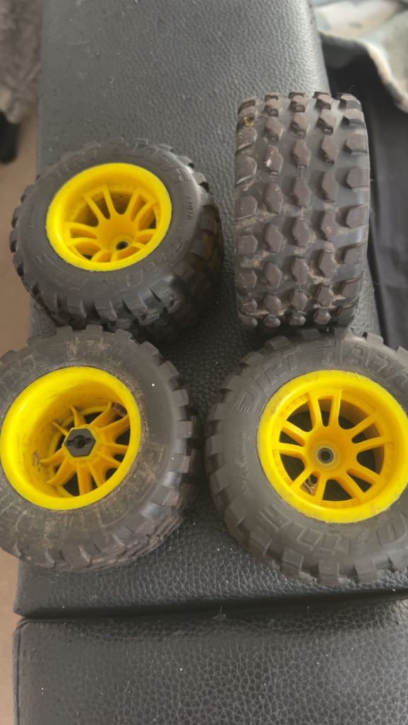 Unopened Nitro MT2 RC Car Spares & Parts Pack