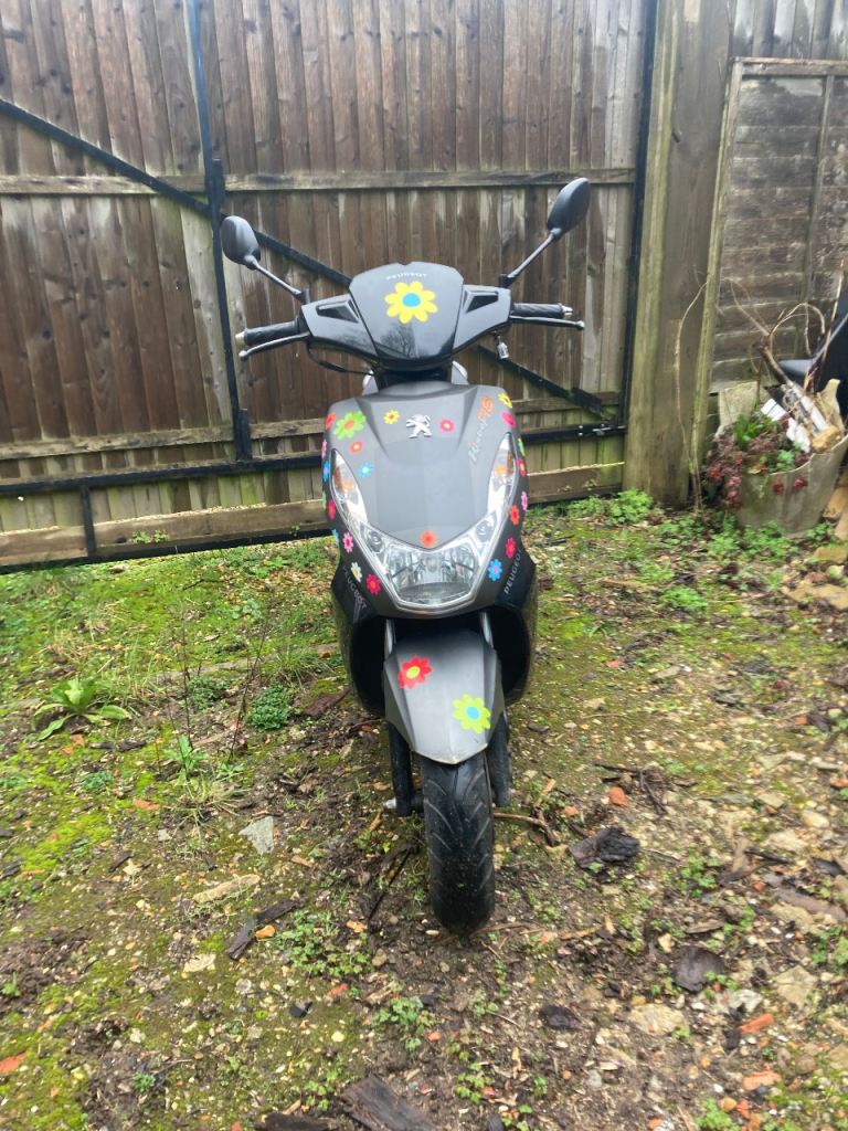 Peugeot, KISBEE, 2013, 49 (cc)