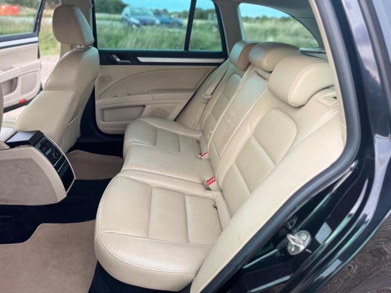 2014 Skoda Superb 2.0 TDI Elegance DSG 4WD Euro 5 (s/s) 5dr ESTATE Diesel Automatic