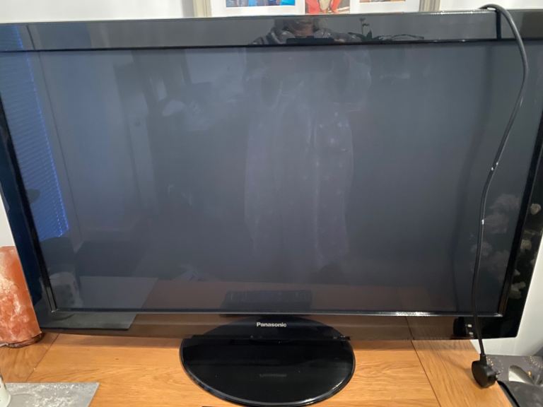 Panasonic Viera 42”TV 