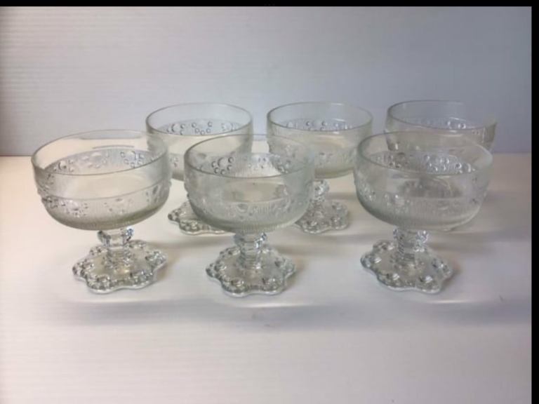 Set of 6 vintage desert bowls