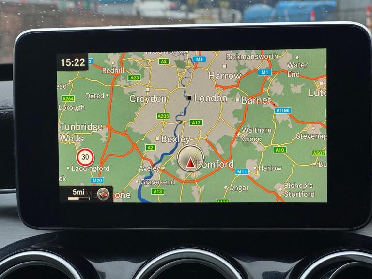 2015 Mercedes-Benz C Class 2.1 C220d AMG Line (Premium Plus) 7G-Tronic+ Euro 6 (s/s) 4dr SALOON D...