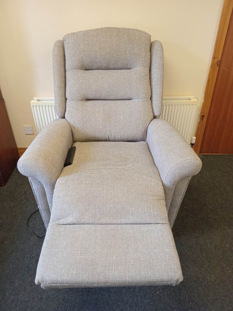 Up lifting reclining chair