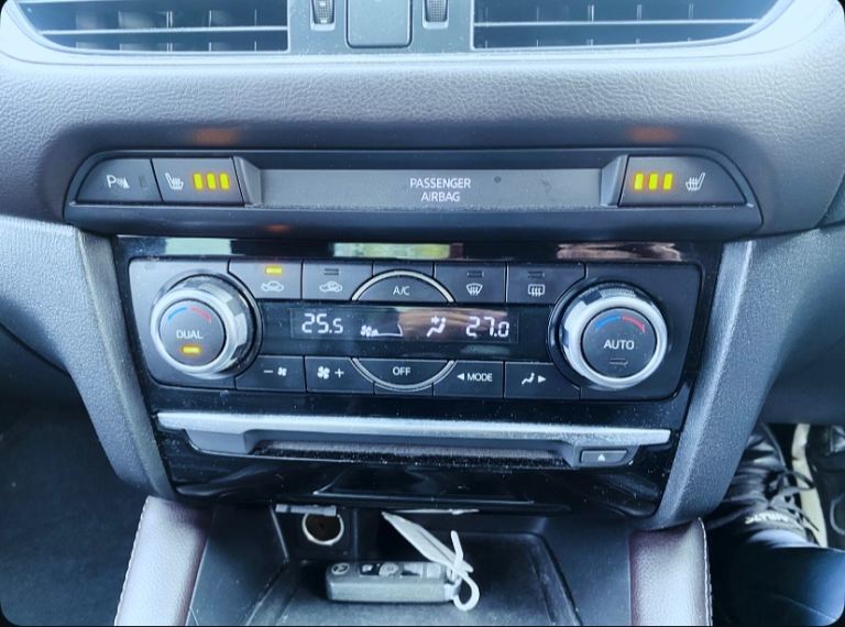 Mazda 6 Satnav heated seats private plate great condition 