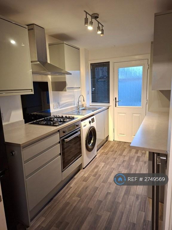 2 bedroom house in Rossie Place, Auchterarder, PH3 (2 bed) (#2749569)