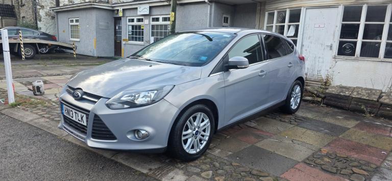 2013 Ford Focus 1.6 125 Titanium 5dr Powershift HATCHBACK Petrol Automatic