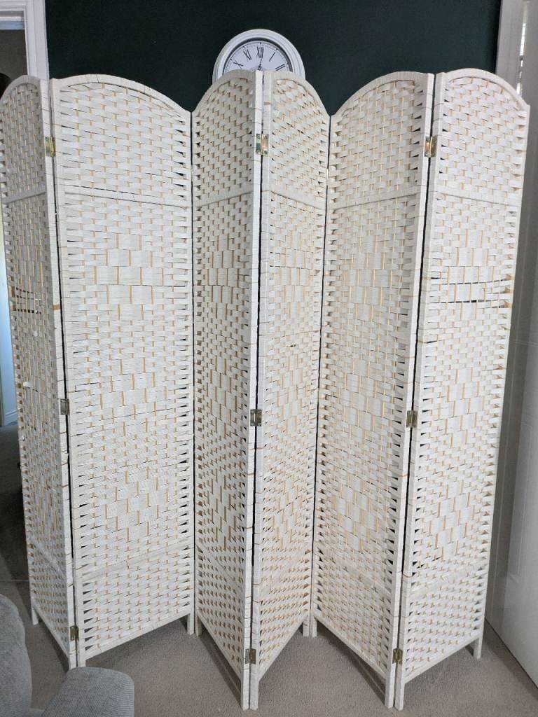 White Woven Room Divider / Screen - Good Condition