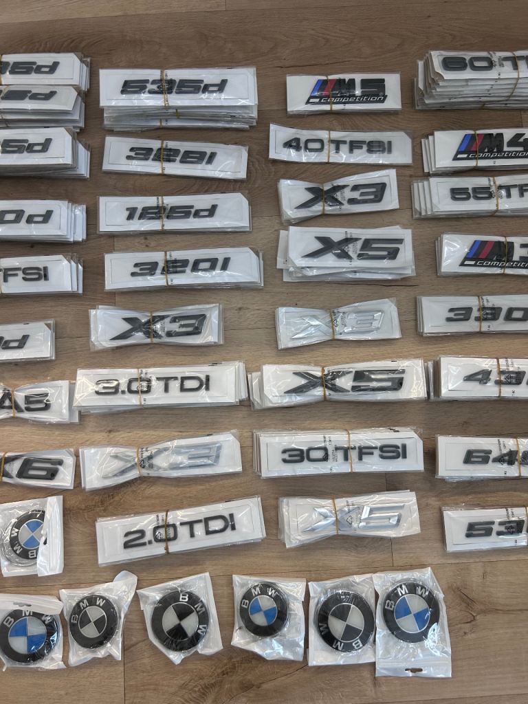 JOB LOT Car Badges & Keyrings RRP £2,700+