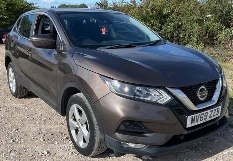 2019 Nissan Qashqai 1.5 DCi 115 Acenta Premium 5dr ++ SMART VISION / CARPLAY / NAV / ULEZ ++ HATC...