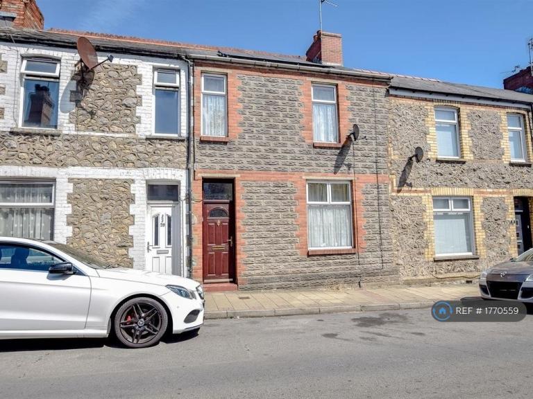 3 bedroom house in Main Street, Barry, CF63 (3 bed) (#1770559)