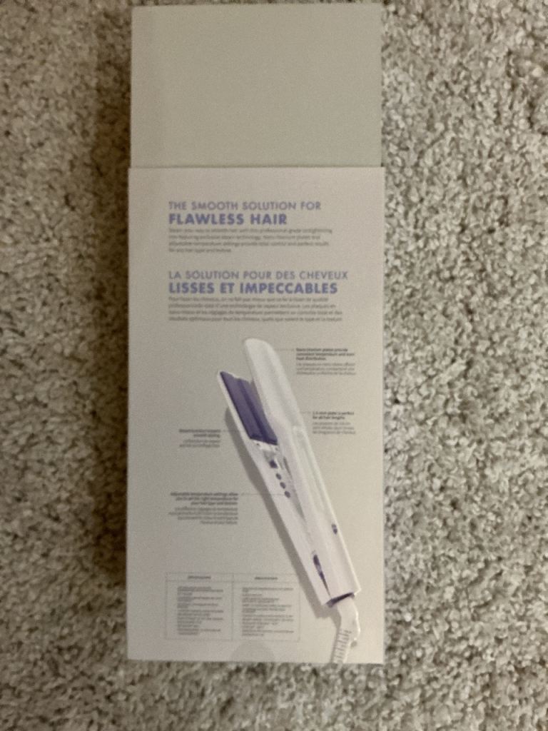 New Hair Straighteners – White with Purple Plates