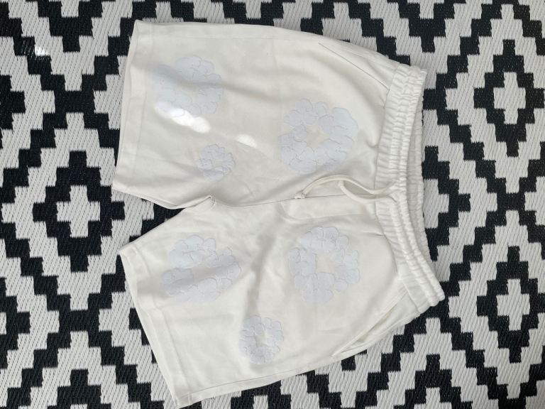 Cream 'Denim Tears' Fabric Shorts – NEW Condition