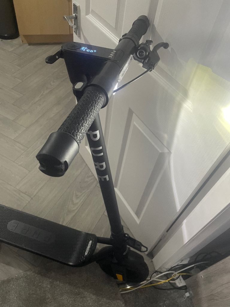 Pure electric scooter 