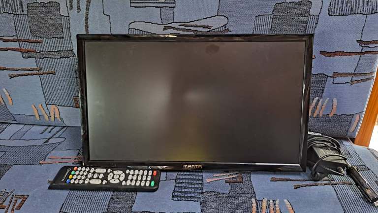 MANTA 12v TV (19") with DVD Player
