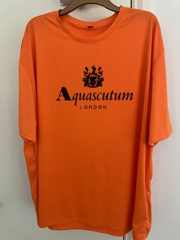 Men’s aquascutum  London  t-shirt size 4xl 