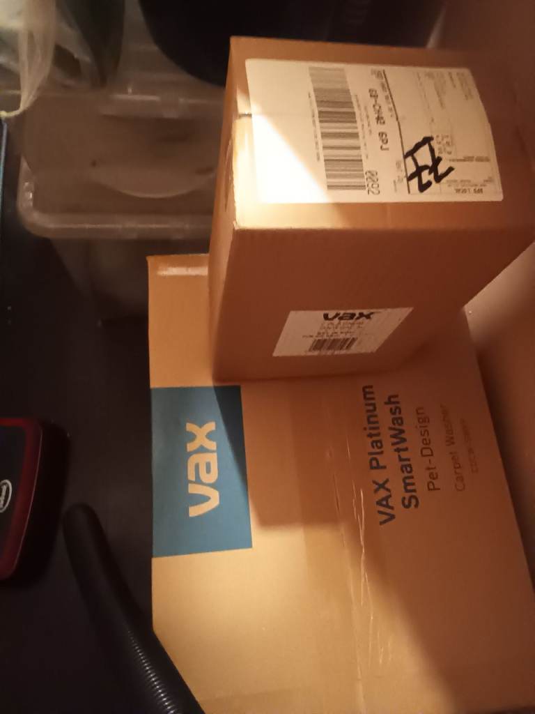 Brand new Vax Platinum Smart Wash Pet Design carpet washer