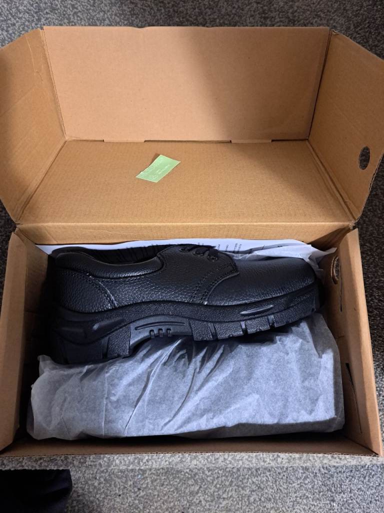 image for Unisex safety shoe