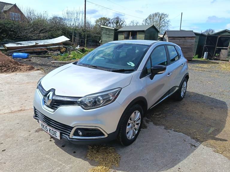 2015 Renault Captur Expression Plus Energy 1.5 diesel, cheap road tax, low miles