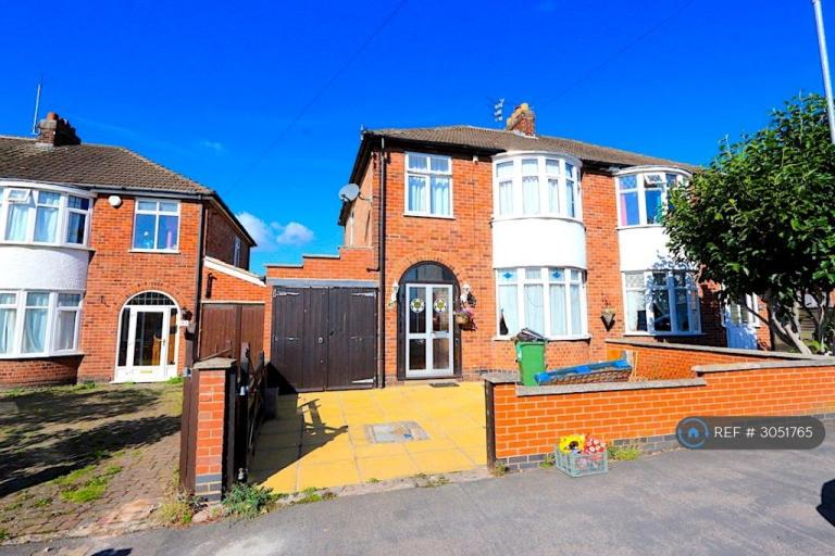 3 bedroom house in Park Drive, Leicester, LE3 (3 bed) (#3051765)