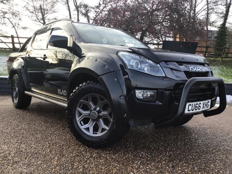 2016 Isuzu D-Max 2.5TD Blade Double Cab 4x4 PICK UP Diesel Manual
