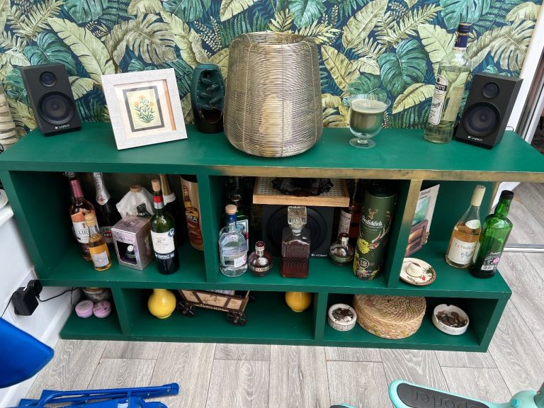 Green manual painted sideboard
