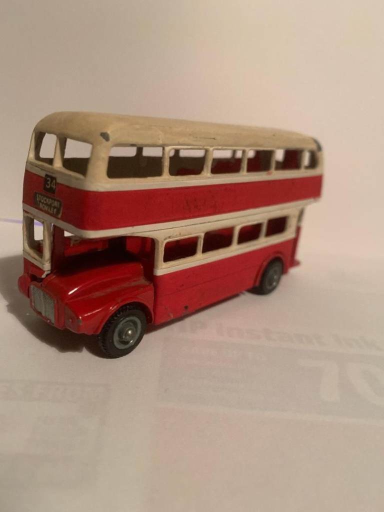 SCALE MODEL BUS Routemaster in STOCKPORT CORPORATION Livery