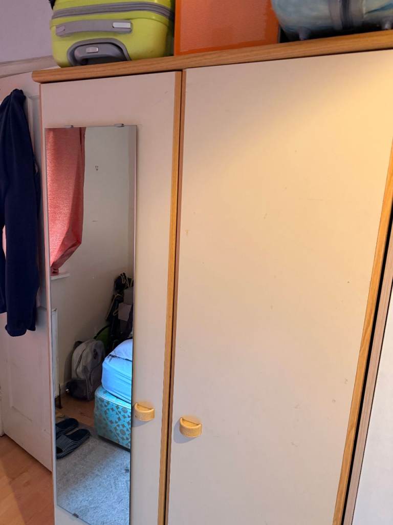 Wardrobe with two doors