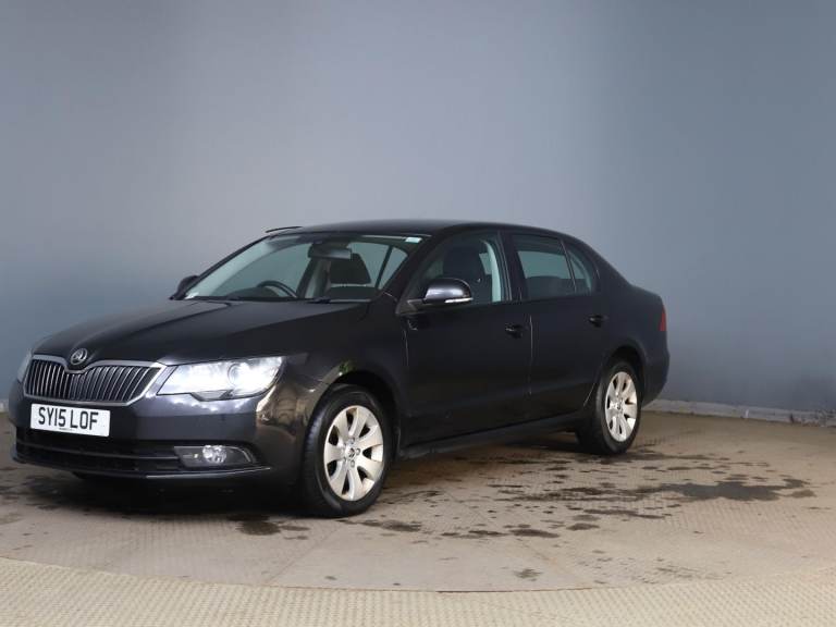 Skoda, SUPERB, Hatchback, 2015, Manual, 1968 (cc), 5 doors