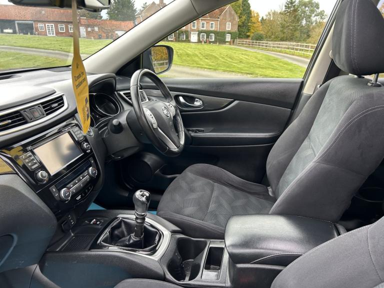 NISSAN X-TRAIL 1.6 DIG-T n-tec 7 Seater 2016