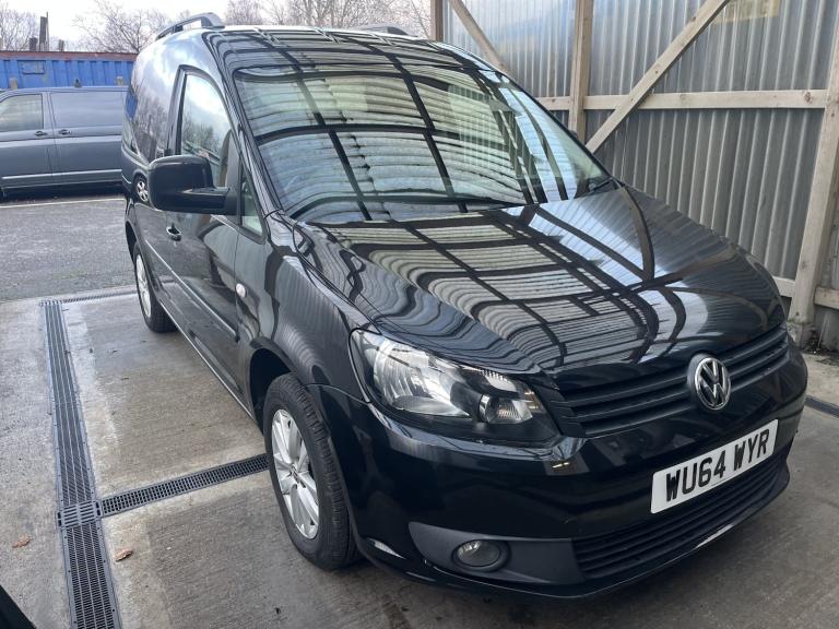 VOLKSWAGEN CADDY 1.6 TDI C20+ Highline Black Manual Diesel 2014 NO Vat